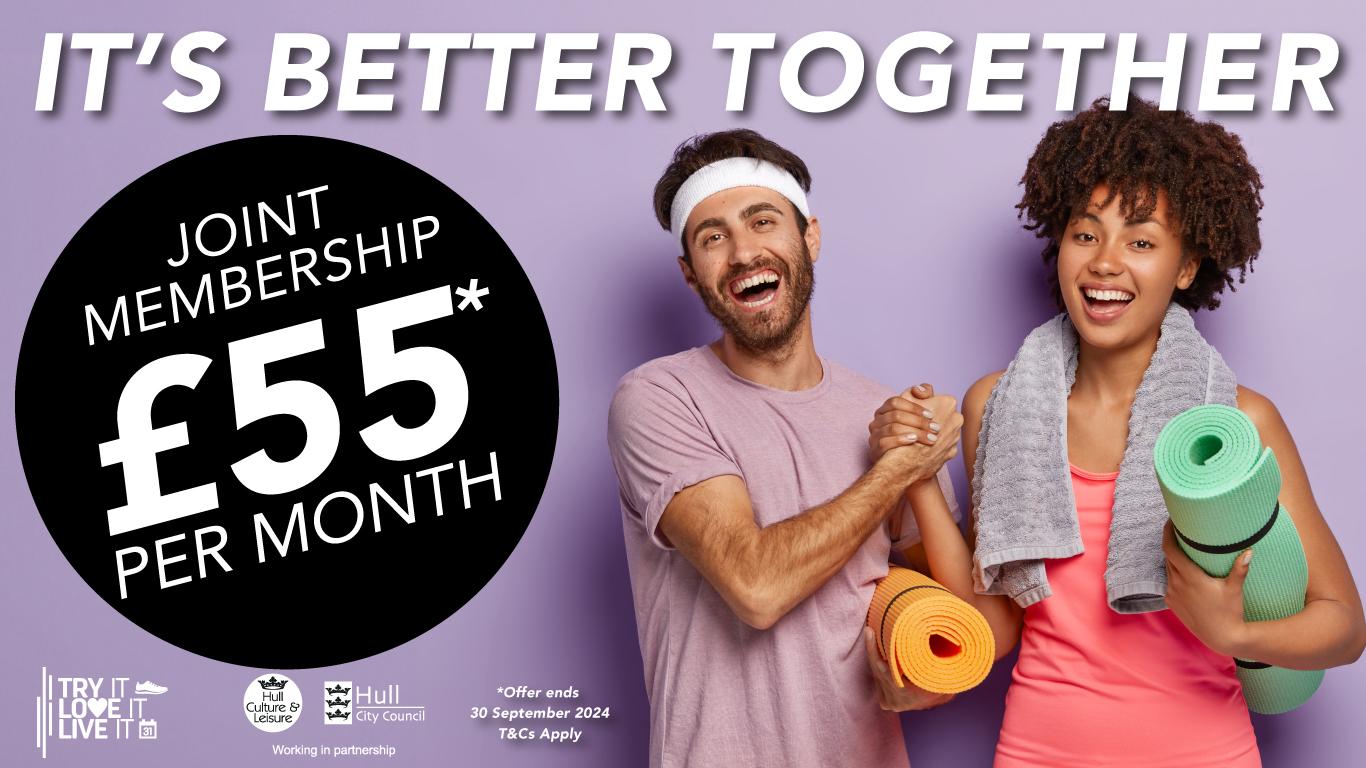 Image with two adults who exercise together